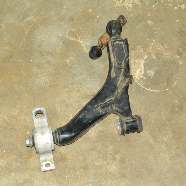 Toyota Mark X/ Crown Lower Control Arm Rear Wheel