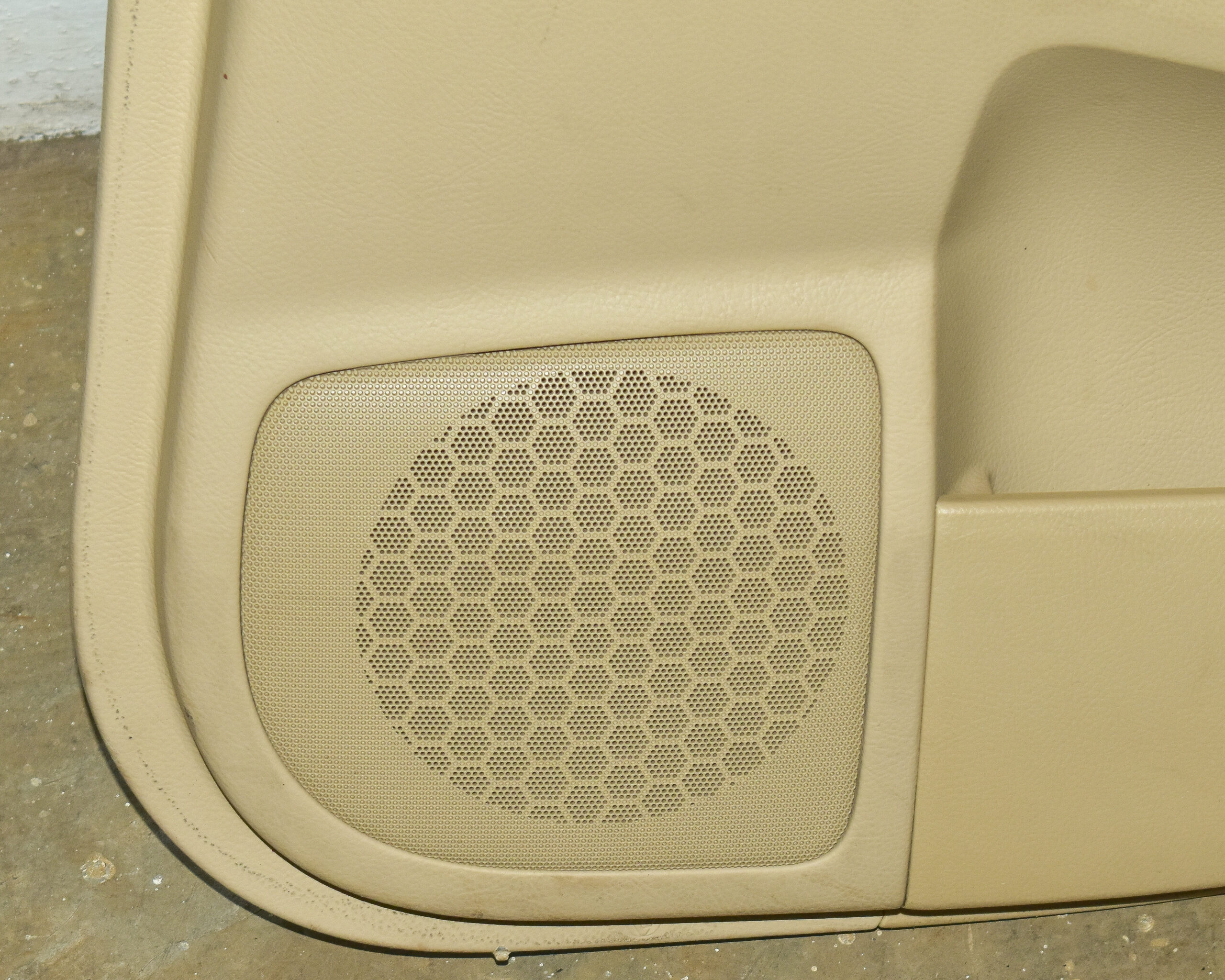 Toyota Crown Grs180 Door covers - Image 9