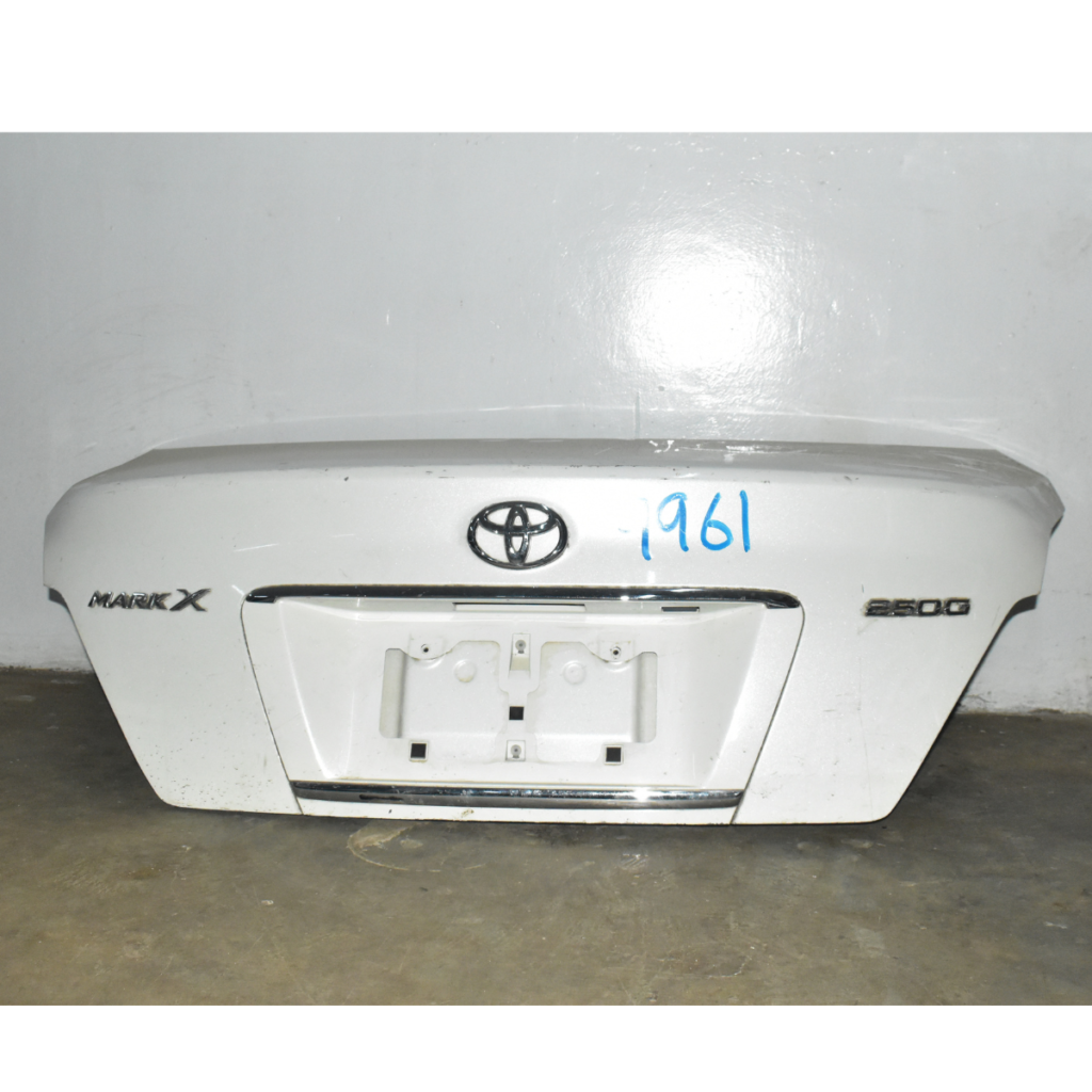 Toyota Mark X Grx120 Boot