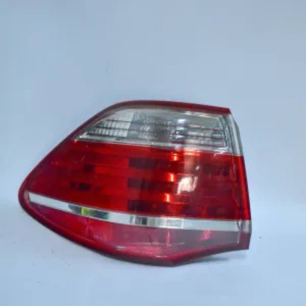 Toyota Crown Royal Saloon Tail Light 2010-2012