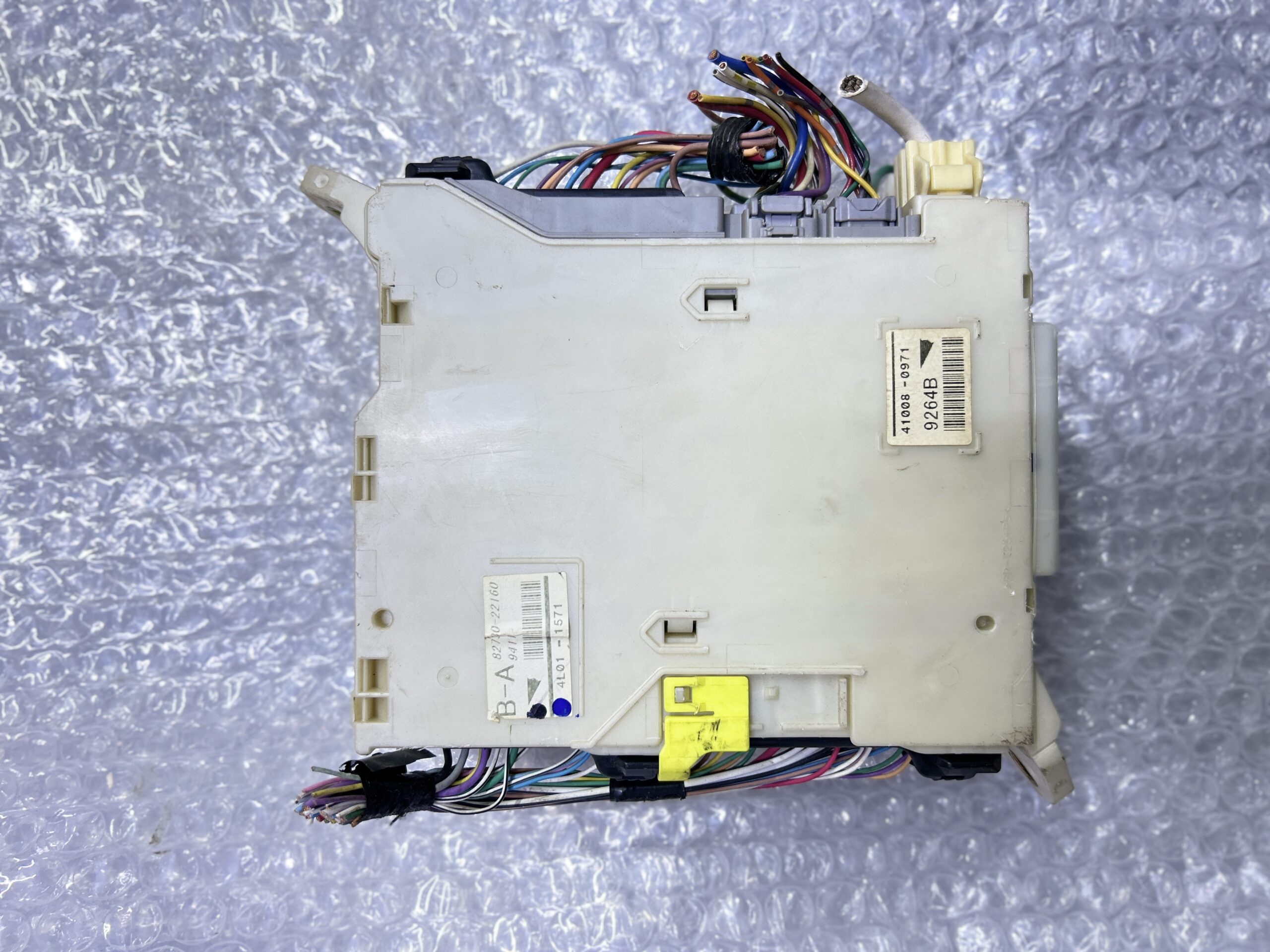 Mark X GRX120 Dashboard Fusebox - Image 3
