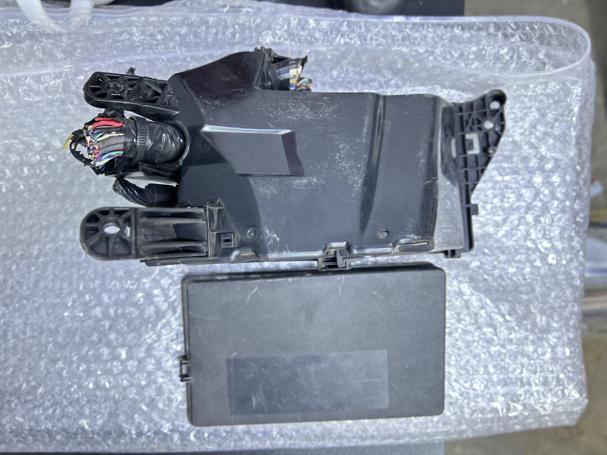 Toyota Mark X GRX130 Fuse Box (2010-2012) - Image 2