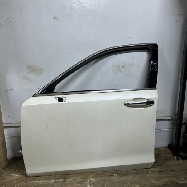 Toyota Crown AWS210 2014-2017 Front Doors