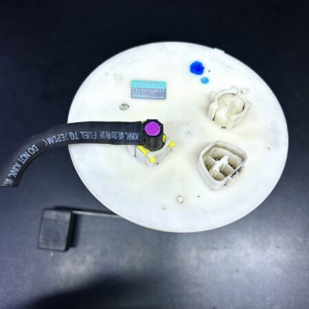 Single Fuel Pump - Toyota Mark X and Toyota Crown