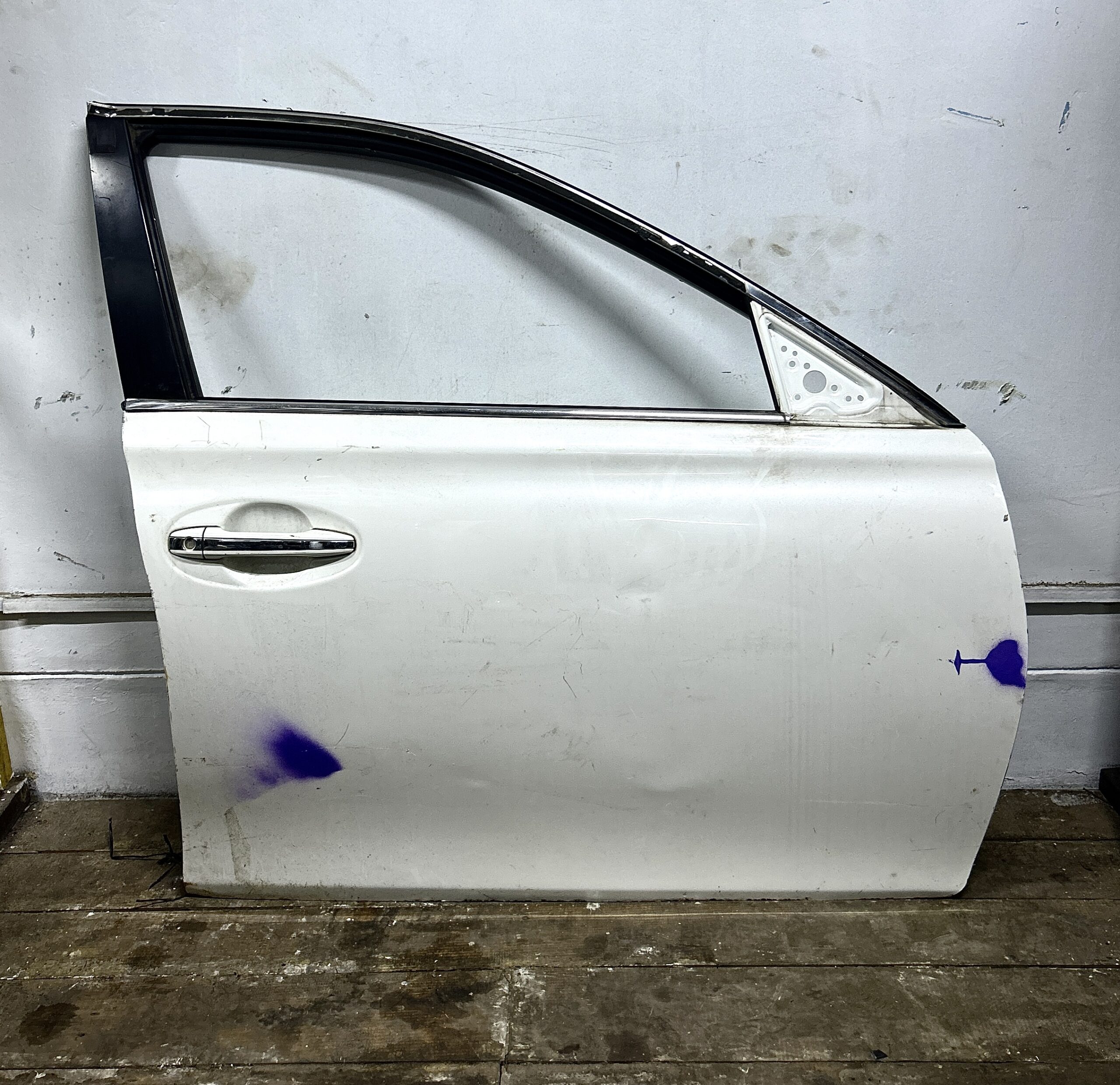 Toyota Mark X Front Doors 2010-2017 - Image 4