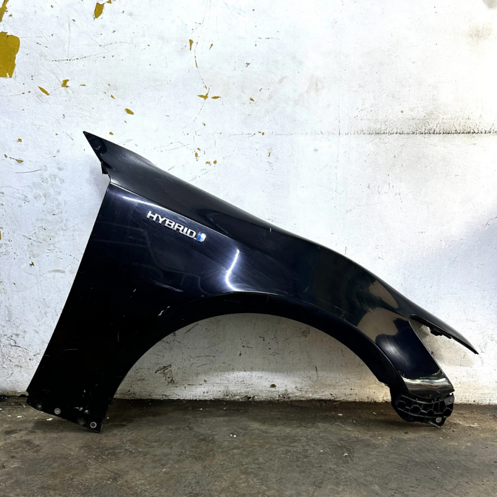 Crown AWS210 Athlete Fender (2016-2018)