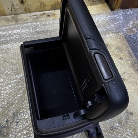 AWS210 Crown 2014-2017 Armrest Console