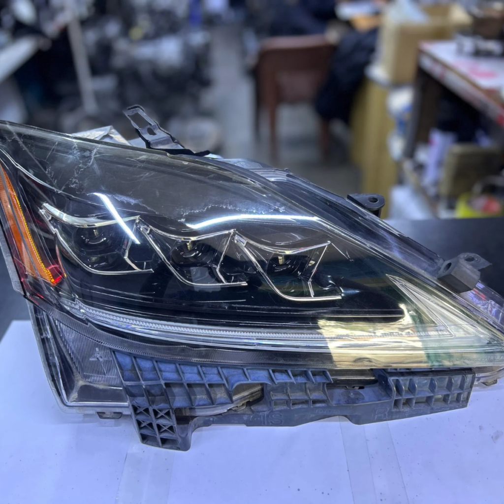 Lexus IS250 Aftermarket Headlights