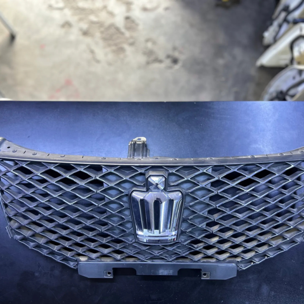 Grille Athlete 2014 AWS210
