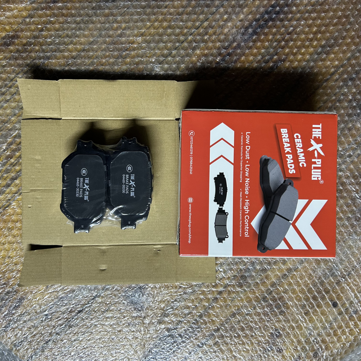 Toyota Mark X / Toyota Crown Front Brake Pads for Caliper 28/60