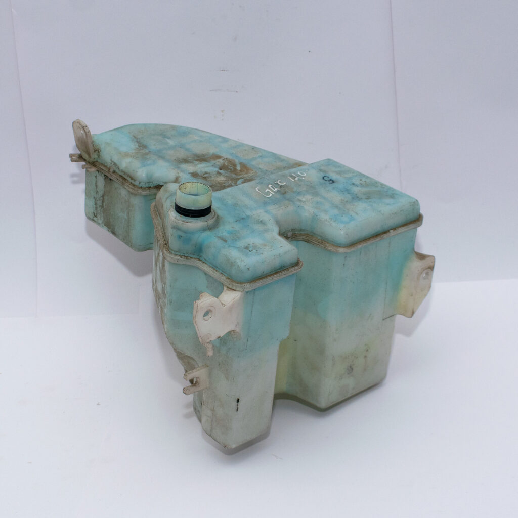 Lexus IS250 Washer Bottle