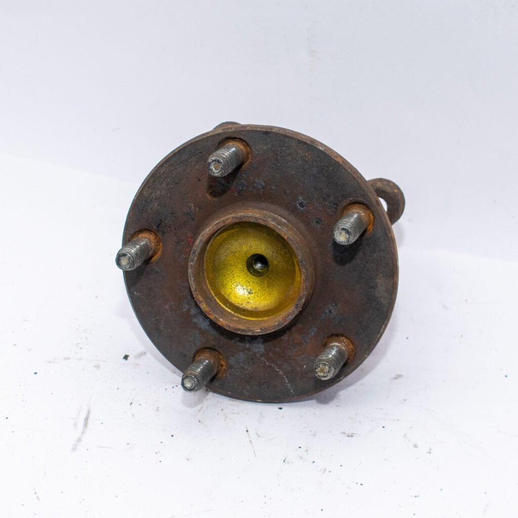Rear Hub - Fits Toyota Mark X and Crown