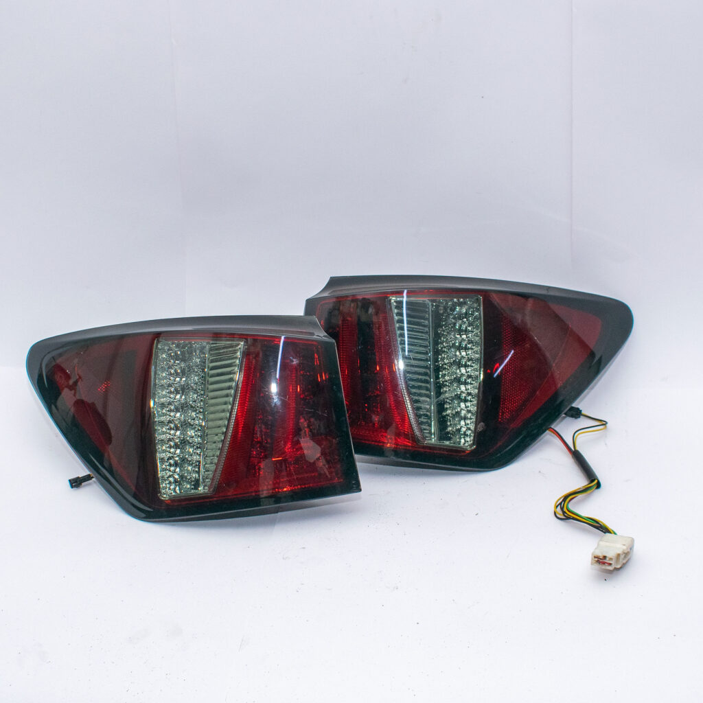 Lexus IS250 Aftermarket Tail Lights