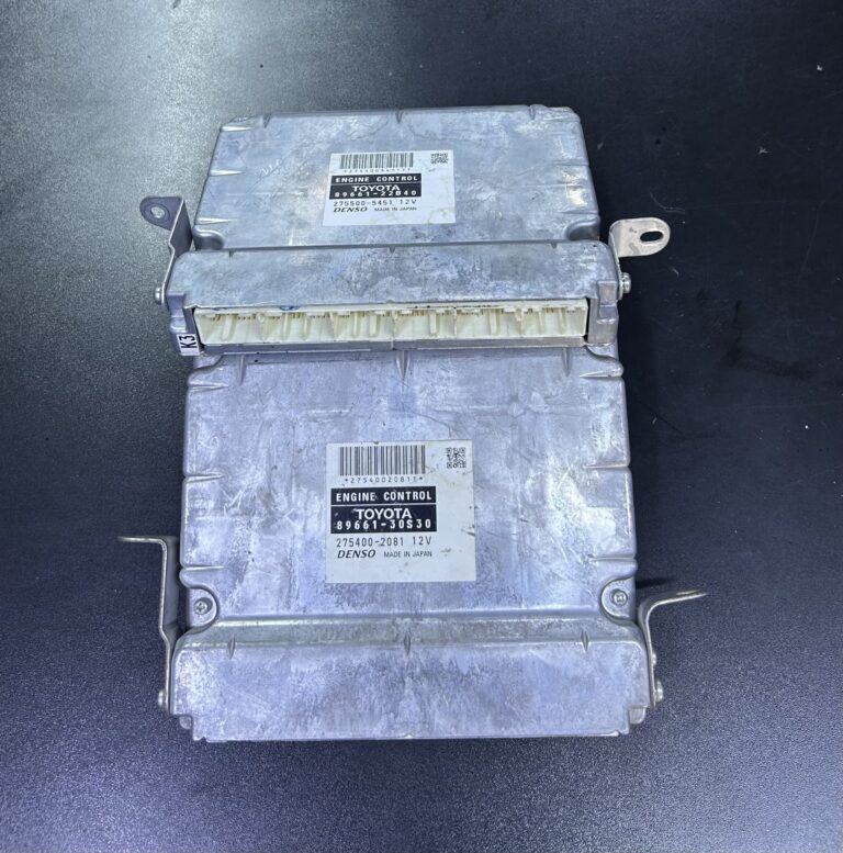 Engine ECU Crown Mark X  2012