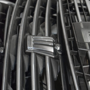 Toyota Crown Athlete GRS200 Grill 2010-2012
