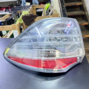 Toyota Crown GRS200 Hybrid Taillight (2010-2012)