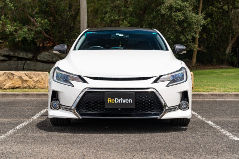 2014 Toyota Mark X (Gloak)