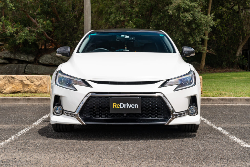 2014 Toyota Mark X (Gloak)